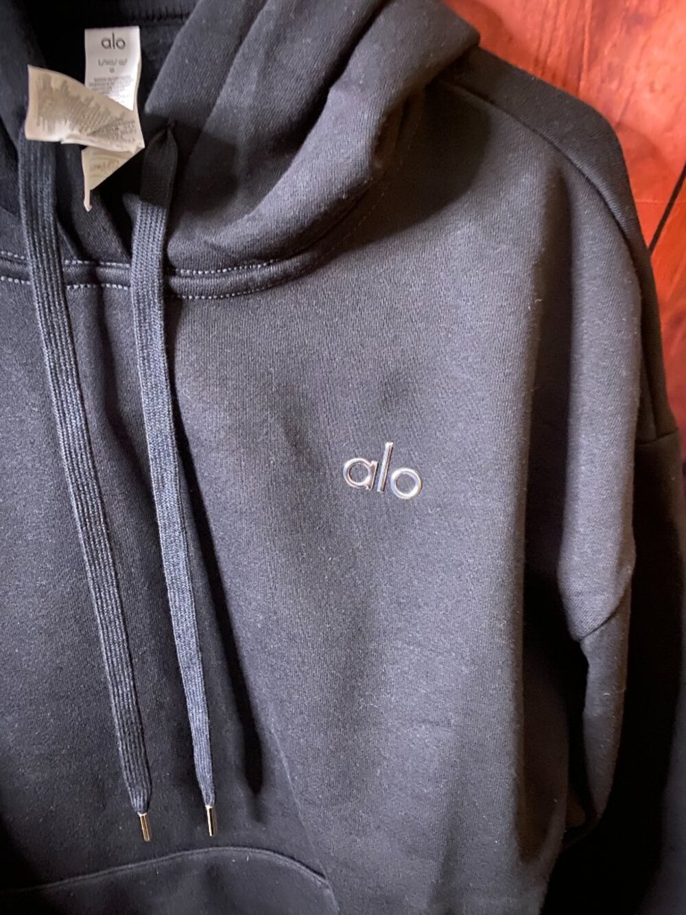 Alo Yoga Black Pullover Hoodie with Metallic Logo 🖤 - Picture 2 of 4